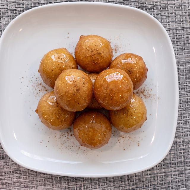 Greek Zeppoles.